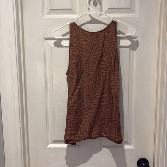 Joie 100% silk tank blouse SZ Xsmall with buttons - Picture 5 of 9